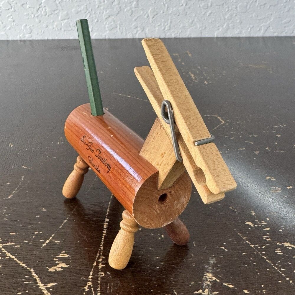 Six Gun Territory Hobby Horse Wooden Pencil Holder Souvenir Vintage Original NOS - Picture 5 of 9